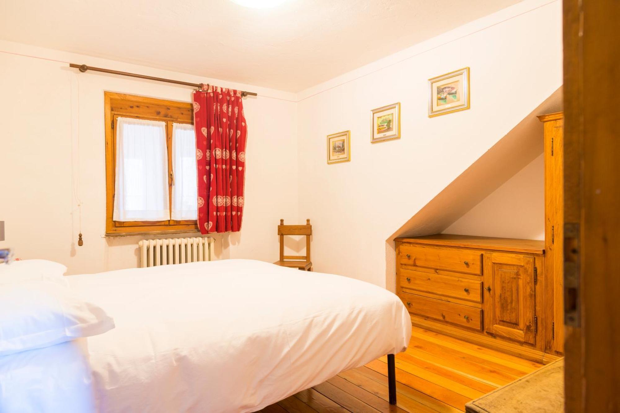 La Placette - Albergo Diffuso E Trattoria Usseaux Εξωτερικό φωτογραφία
