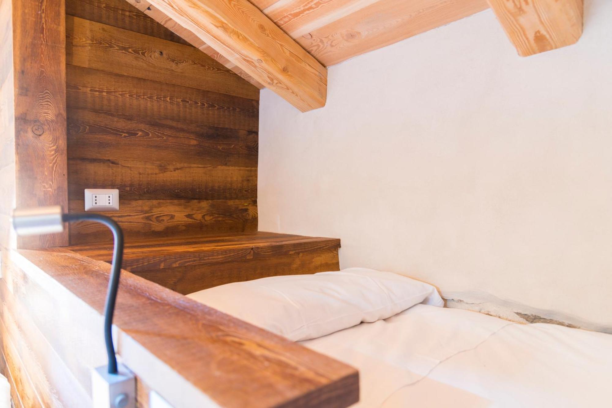La Placette - Albergo Diffuso E Trattoria Usseaux Εξωτερικό φωτογραφία
