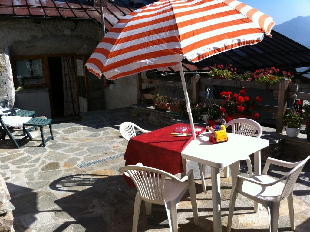 La Placette - Albergo Diffuso E Trattoria Usseaux Δωμάτιο φωτογραφία