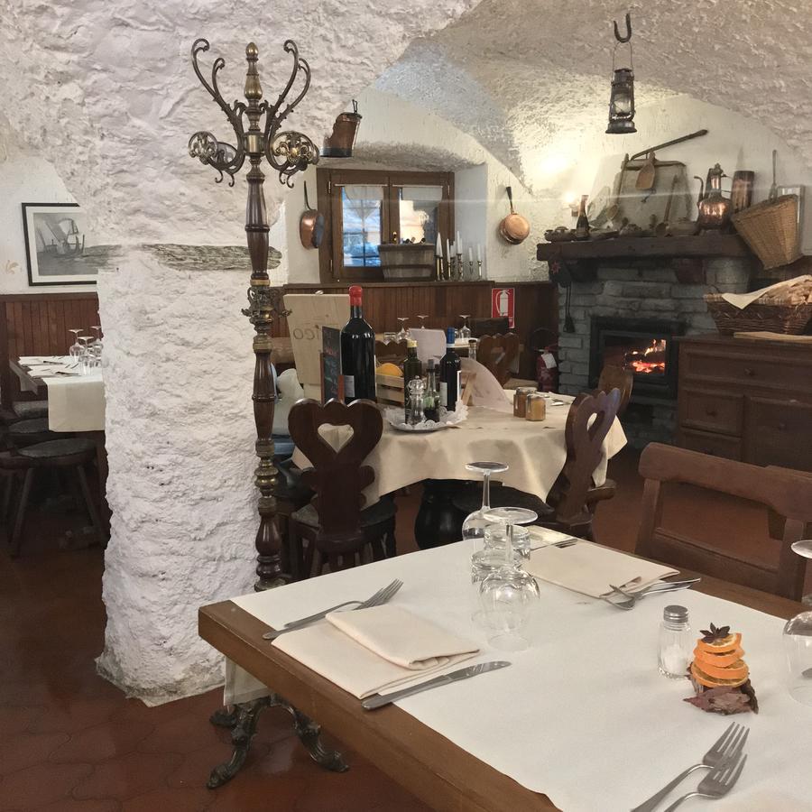 La Placette - Albergo Diffuso E Trattoria Usseaux Εξωτερικό φωτογραφία